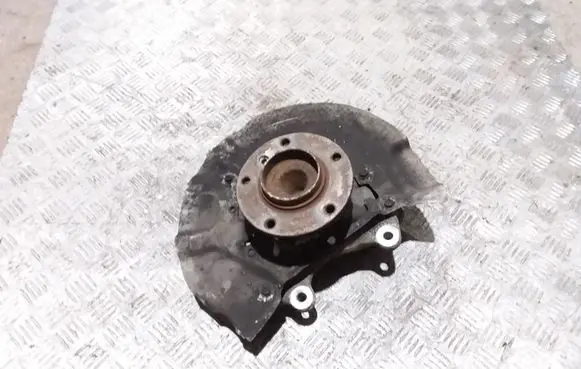 BMW 5 E60 E61 Front wheel hub 6760953L