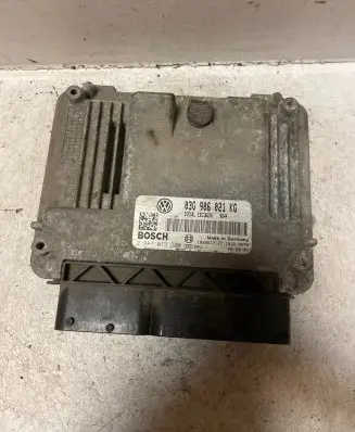 Volkswagen Golf V Engine control unit/module 03G906021KG 1039S17177 0281013200