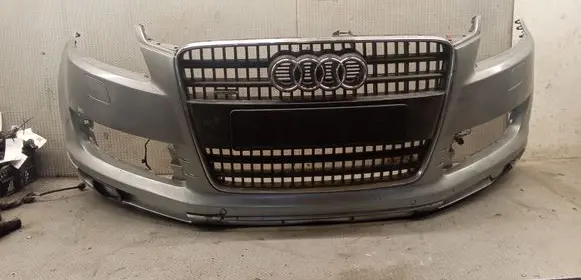 Audi Q7 4L Front bumper 