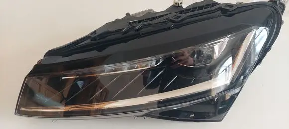 Skoda Superb B8 (3V) Headlight/headlamp 3V1941015D