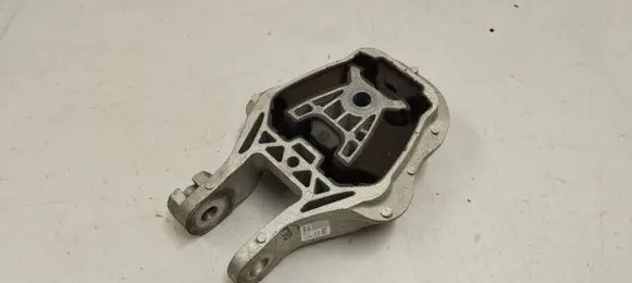 BMW X1 U11 Engine mount bracket 9423382