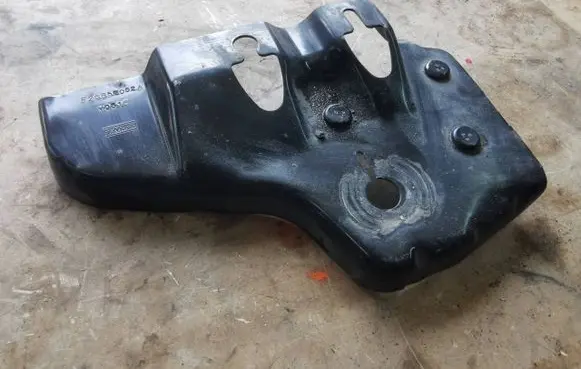 Ford Edge II Other engine bay part F2GB5E052A