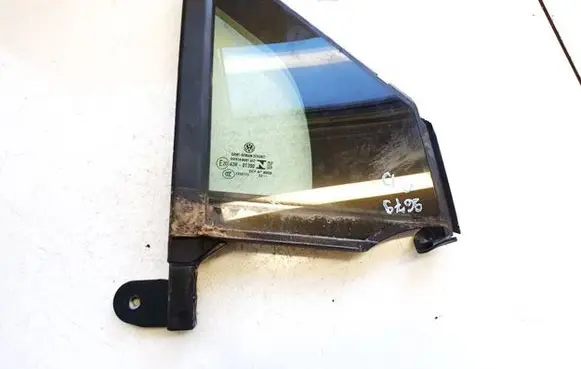 Volkswagen ID.4 Front door vent window glass four-door dot618m391as2 11a845114
