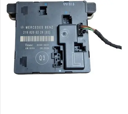 Mercedes-Benz CLS C219 Door control unit/module 2198200226