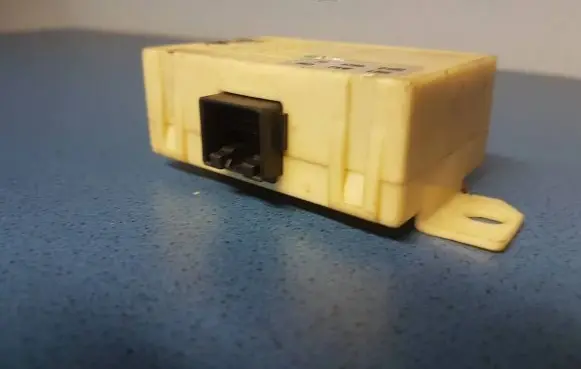 Audi A6 S6 C4 4A Immobilizer control unit/module 4A0953234F 37504915