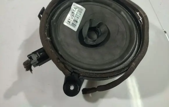 Volvo S40 Front door speaker 