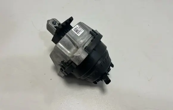 BMW X5 G05 Engine mount bracket 9846462