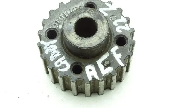 Volkswagen Caddy Crankshaft gear 028105263C