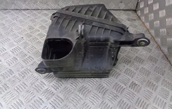 KIA Magentis Air filter box