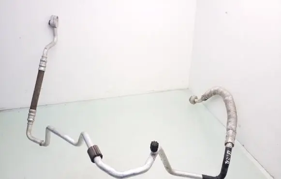 Seat Ibiza IV (6J,6P) Air conditioning (A/C) pipe/hose 6R1820743C