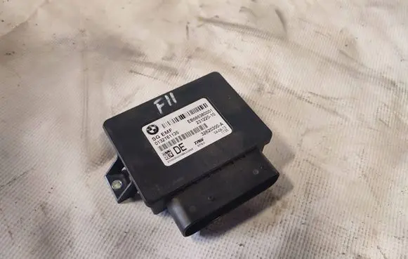BMW 5 F10 F11 Hand brake control module 6863800 34436863800 34436863277