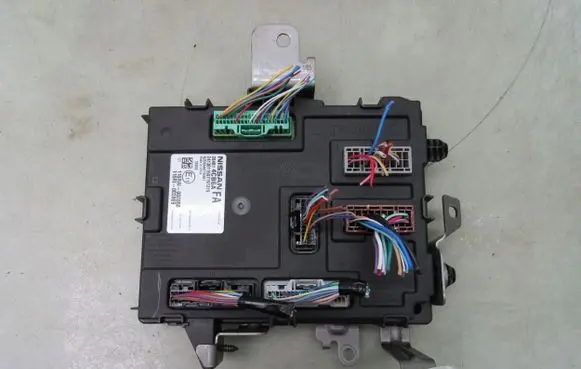 Nissan X-Trail T32 Comfort/convenience module 284B14CB6A S180192100