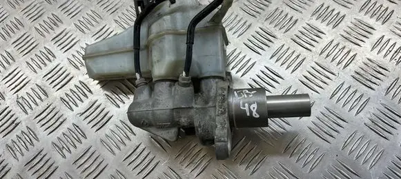 Volkswagen PASSAT B6 Master brake cylinder 3C2611301