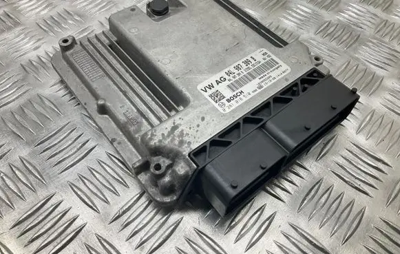 Volkswagen Golf VII Engine control unit/module ECU 04L907309B