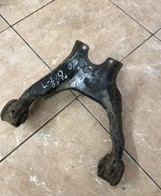 Mitsubishi L200 Front lower control arm/wishbone