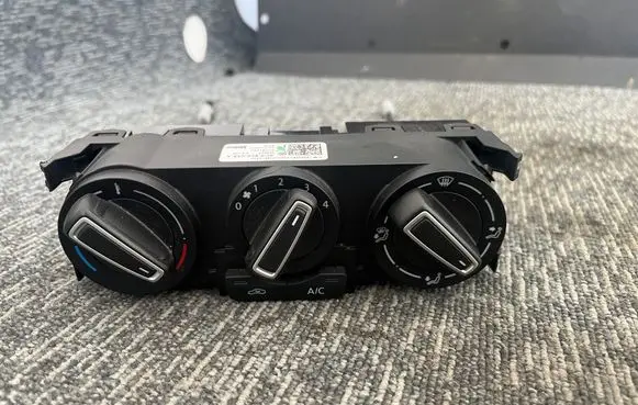 Volkswagen Polo V 6R Climate control unit 6C0820045A 1S09021 E1081689