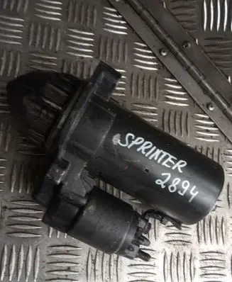 Mercedes-Benz Sprinter W906 Starter motor 1005831515