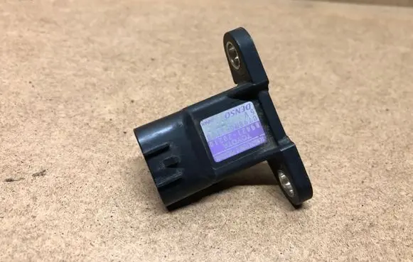 Toyota Corolla E120 E130 Air pressure sensor 8942120210 0798005130