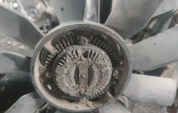 Mercedes-Benz C W202 Viscous fan clutch 
