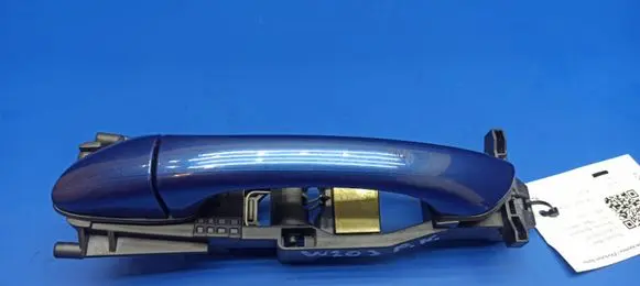 Mercedes-Benz C W203 Front door exterior handle