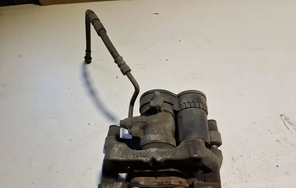 Rear brake caliper