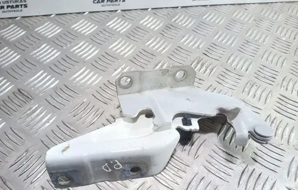 Mitsubishi Lancer VIII Engine bonnet/hood hinges