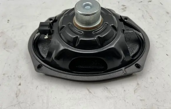 Jeep Grand Cherokee WL Front door speaker P68347024AA
