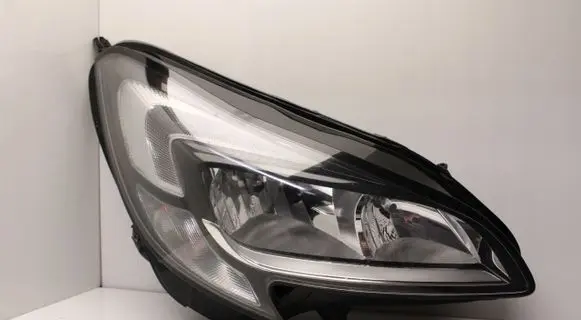 Opel Corsa E Headlight/headlamp 