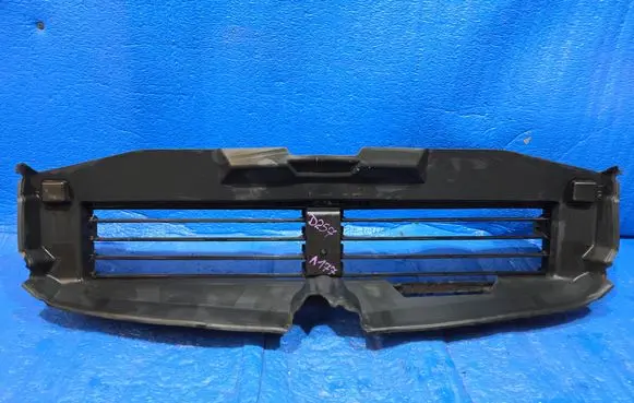 Mercedes-Benz CLA C118 X118 Radiator trim A1778850003