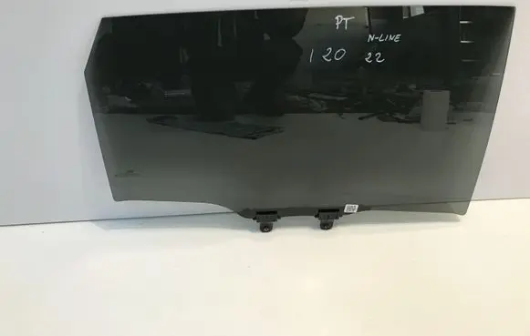 Hyundai i20 (BC3 BI3) Rear door window glass 824131Y000