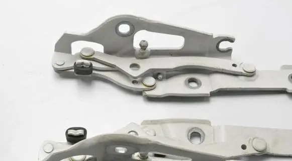 BMW 3 E92 E93 Tailgate/trunk/boot hinge 