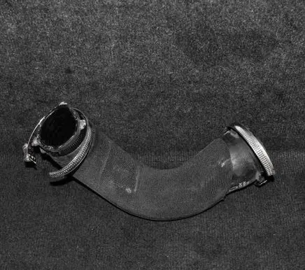 Audi A5 8T 8F Intercooler hose/pipe 8K0145737R