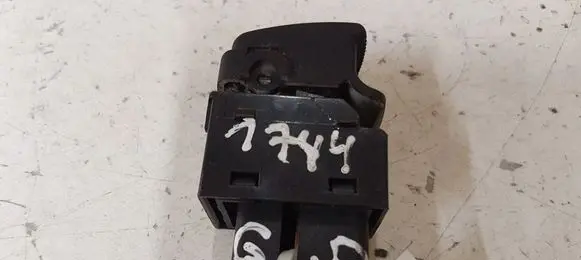 KIA Sorento Electric window control switch