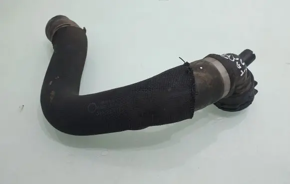Audi A6 S6 C6 4F Engine coolant pipe/hose