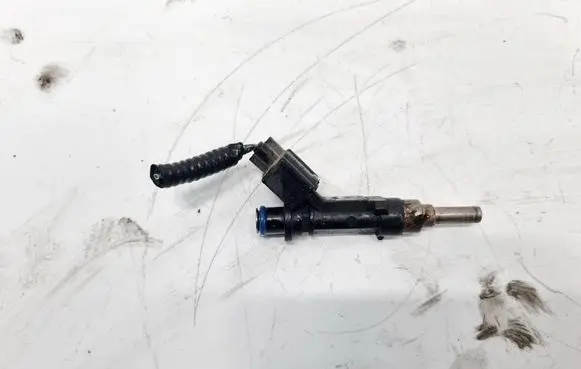 Fuel injector