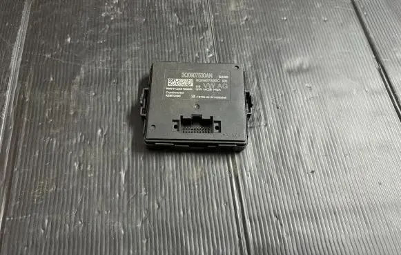 Audi Q3 8U Gateway control module 3Q0907530AN A3C0677310050