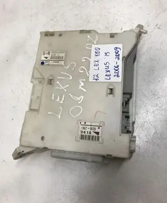 Lexus IS 220D-250-350 Fuse module