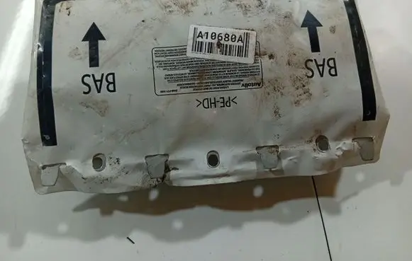 Passenger airbag