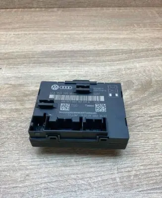 Audi A6 S6 C6 4F Door control unit/module 4F0959795M