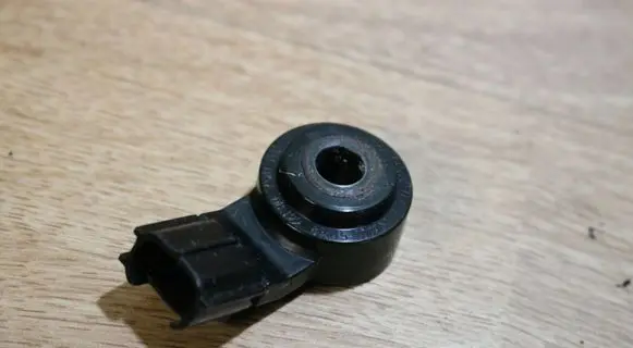 Toyota Avensis T250 Detonation knock sensor 8961520090