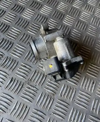 Audi A4 S4 B8 8K Throttle valve 03L128063E A2C53338105
