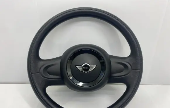 Mini One - Cooper Coupe R56 Steering wheel
