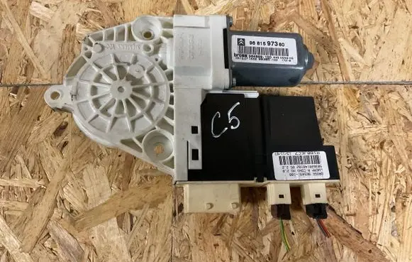 Citroen C5 Front door window regulator motor 9681597380 964869100