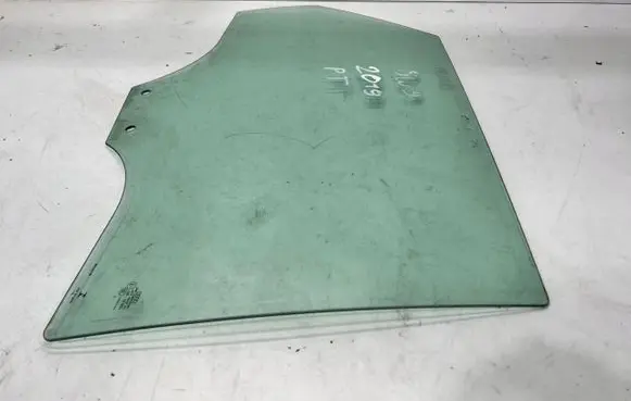 Audi A4 S4 B9 Sliding door window/glass 8W9845206