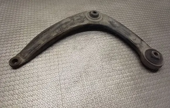 Citroen Berlingo Front lower control arm/wishbone 557451