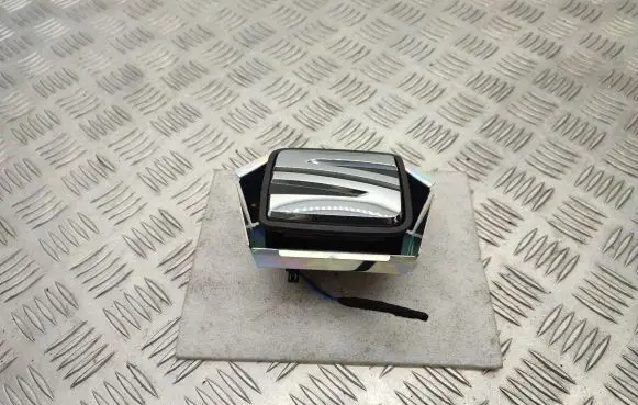 Seat Leon (5F) Tailgate opening switch 5F0827565D
