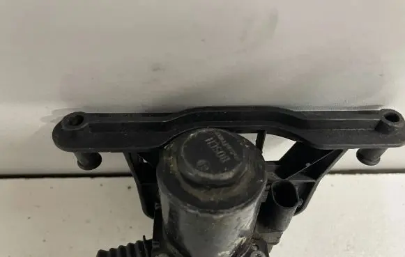 Coolant heater control valve