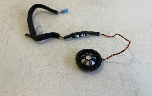 BMW X6 F16 High frequency speaker in the rear doors 6819331