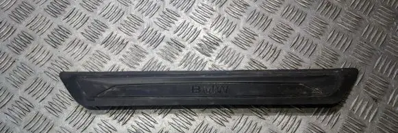 Front sill trim cover