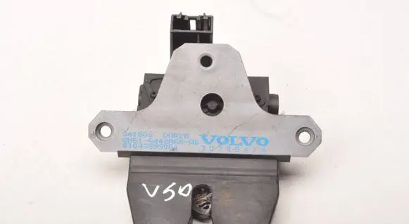 Volvo V50 Tailgate lock latch 30799474